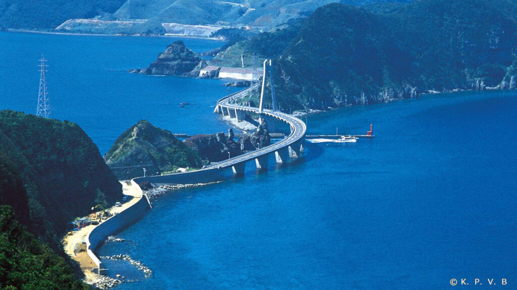 薩摩川内市に架かる甑大明神橋