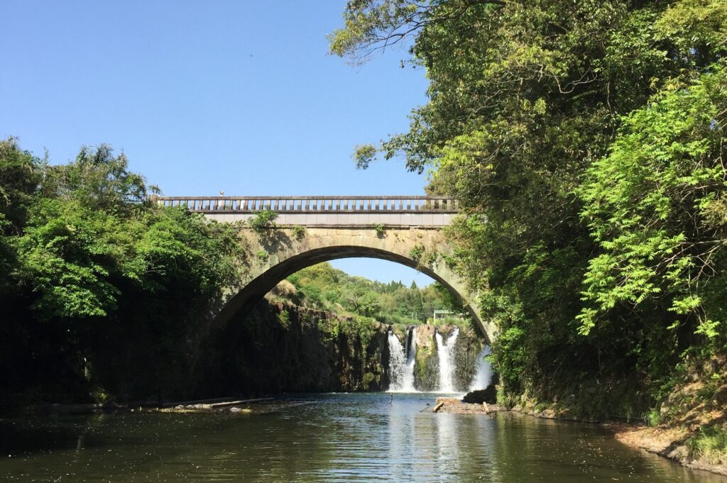 姶良市の金山橋