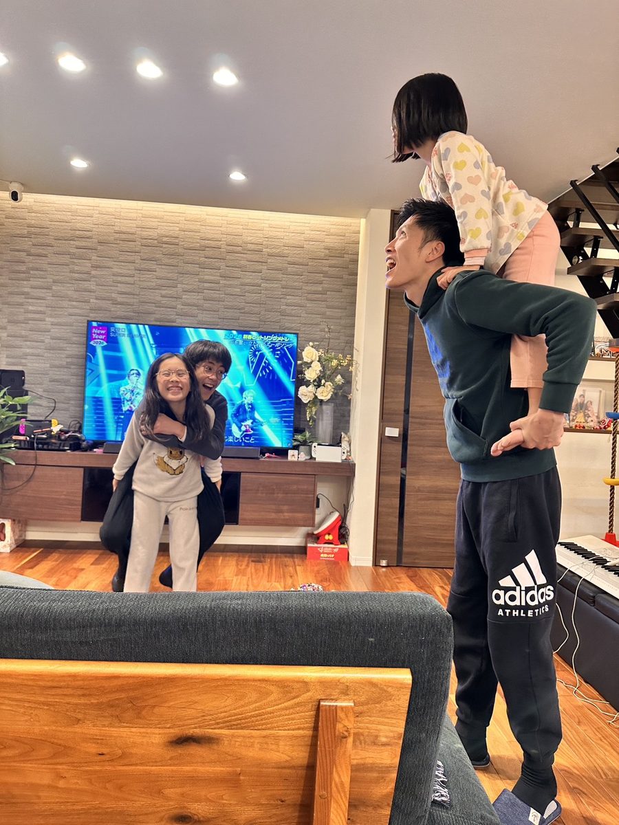 家族との時間を過ごす中釜竜也